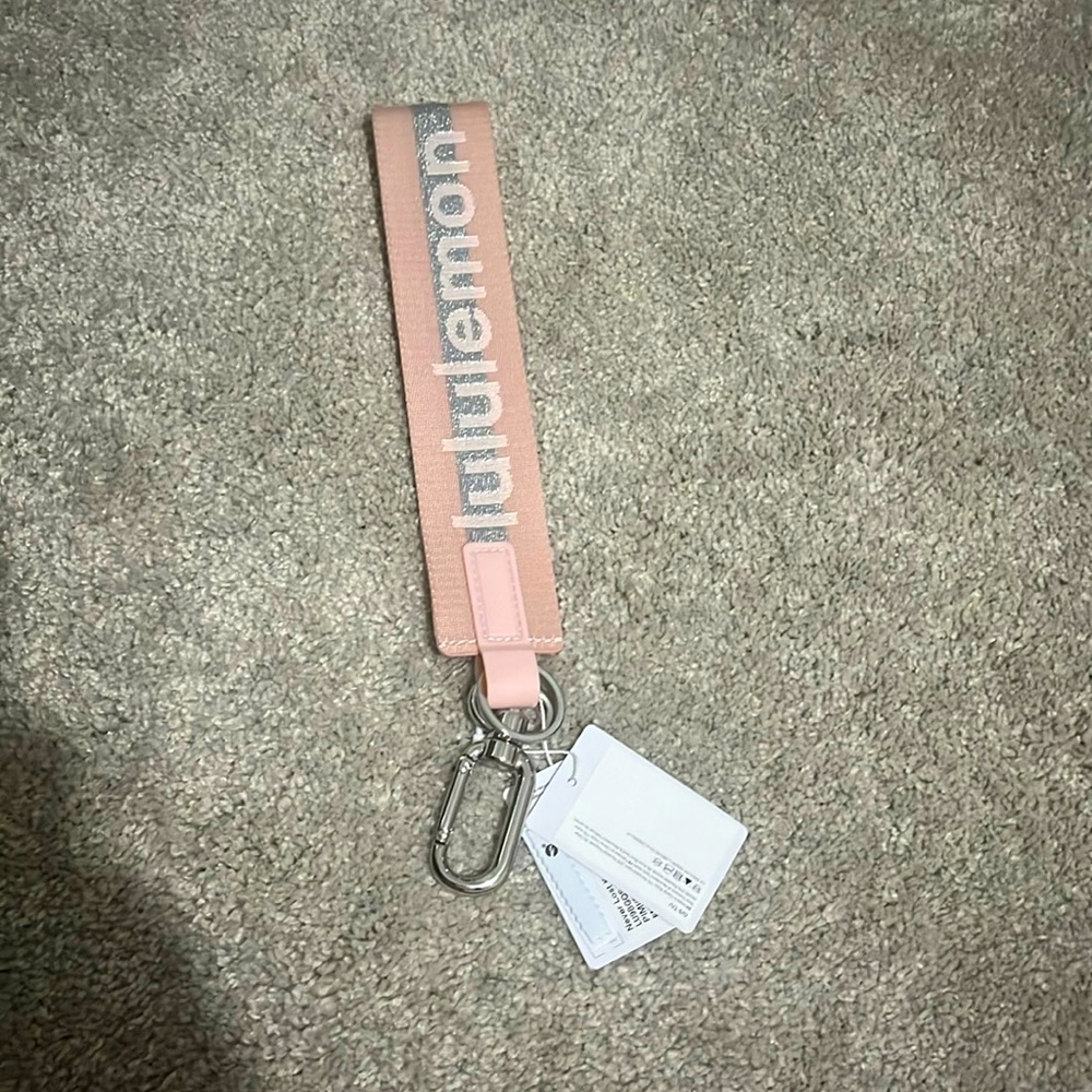 Lululemon Never Lost Keychain Pink/Silver NWT
